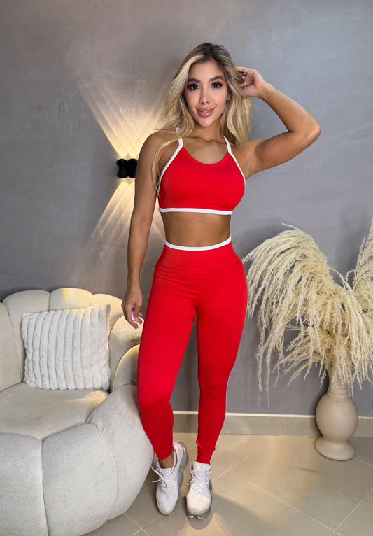 🖤 Set Deportivo Top + Leggins FEMMEFIT